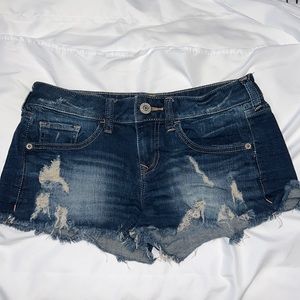 Express Dark Wash Low-rise jean short, perfect condition, size:0!
